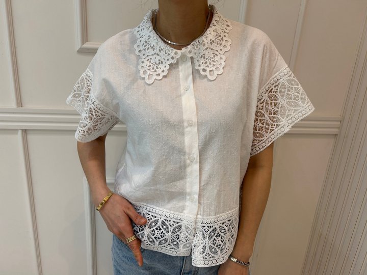Pearls room - Korean Women Fashion - #vintagekidsstyle - Punching Lace Blouse - 11
