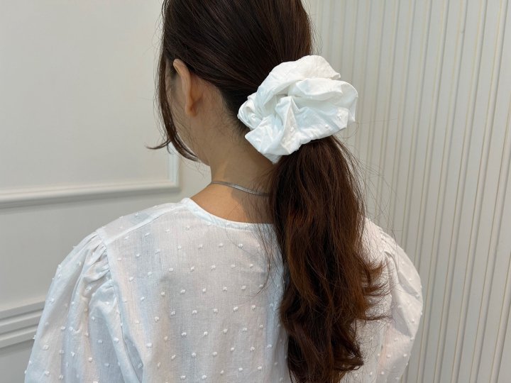 Pearls room - Korean Women Fashion - #womensfashion - Snow Flower Blouse with Hairband - 11