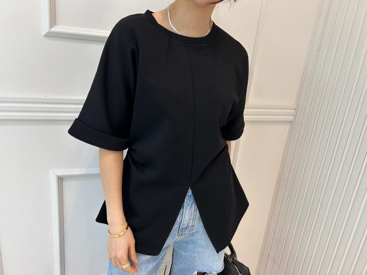 Pearls room - Korean Women Fashion - #womensfashion - Front Slit Tee - 8