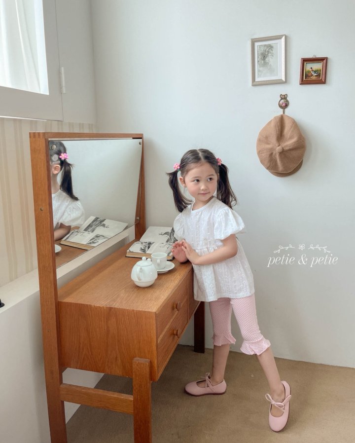 Petit & Petit - Korean Children Fashion - #childofig - Roa Embroidery Blouse - 5
