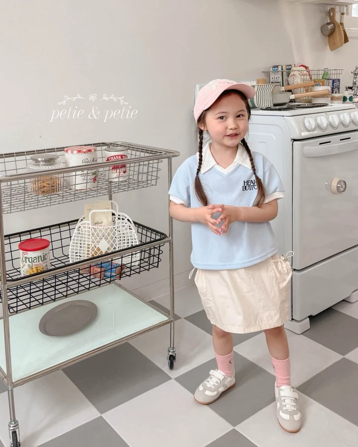 Petit & Petit - Korean Children Fashion - #kidsshorts - Heart Button Collar Tee - 7