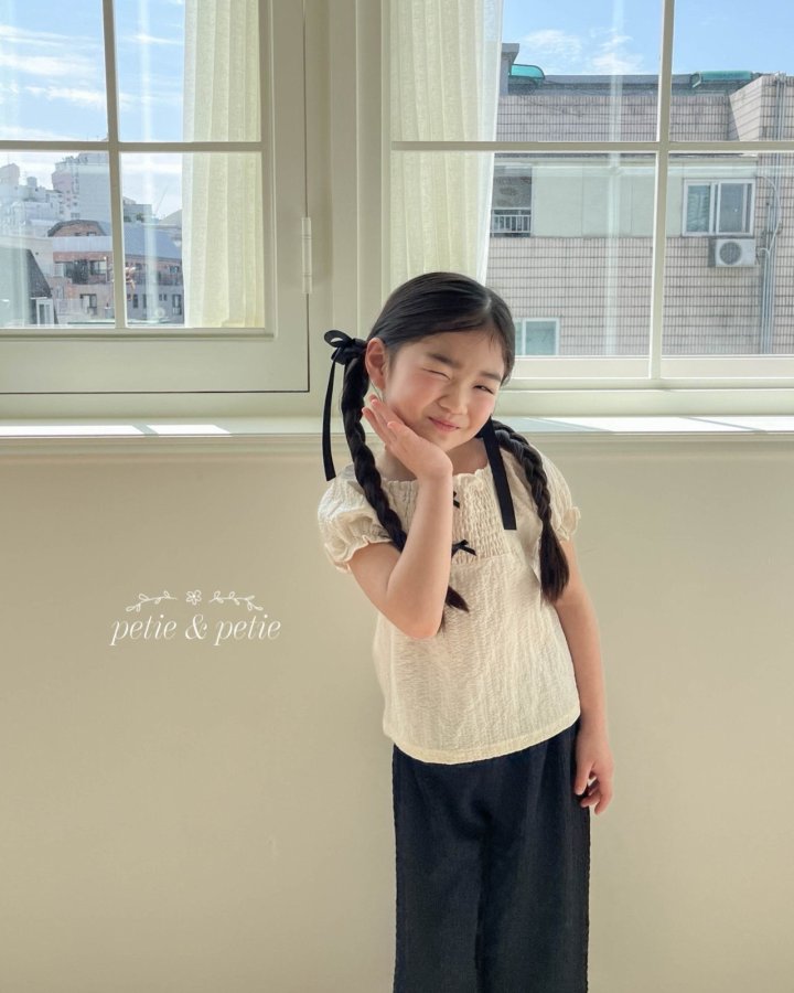 Petit & Petit - Korean Children Fashion - #kidsshorts - Smoke Blouse - 3