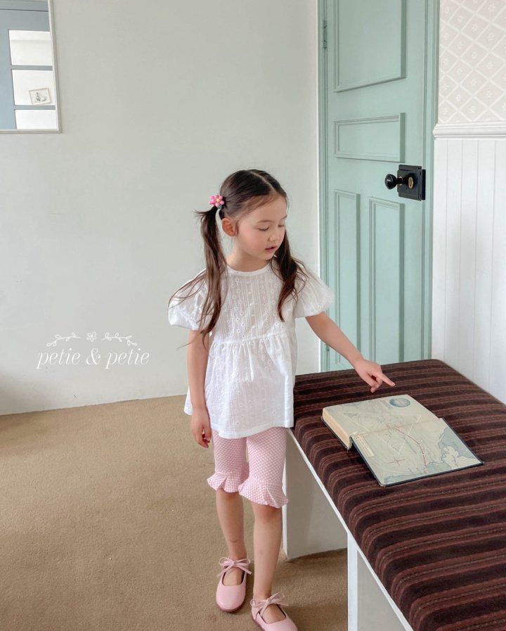 Petit & Petit - Korean Children Fashion - #prettylittlegirls - Roa Embroidery Blouse - 3