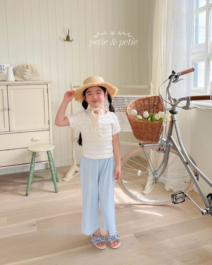 Petit & Petit - Korean Children Fashion - #stylishchildhood - Rose Lace Tee - 11