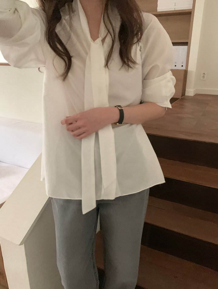 Pomelo - Korean Women Fashion - #momslook - Creeze Tie Blouse - 6