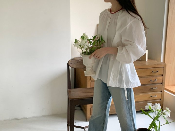 Pomelo - Korean Women Fashion - #shopsmall - Round Shirring Blouse - 5