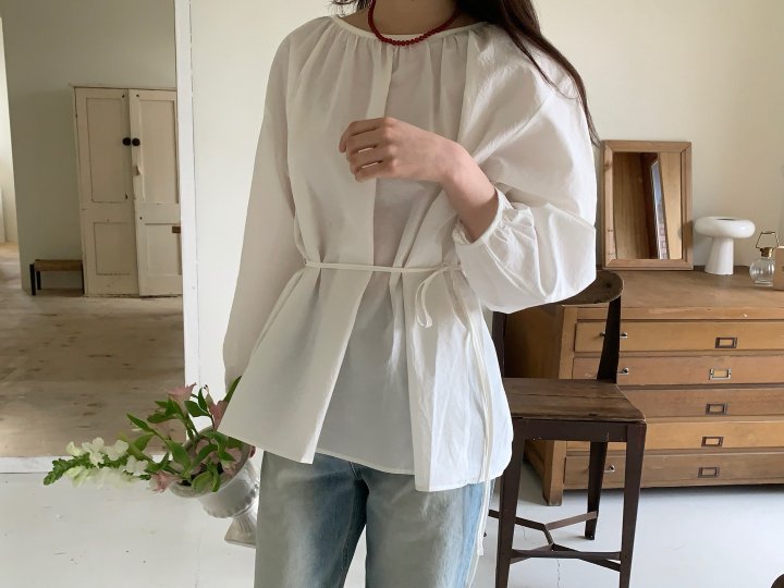 Pomelo - Korean Women Fashion - #thatsdarling - Round Shirring Blouse - 6