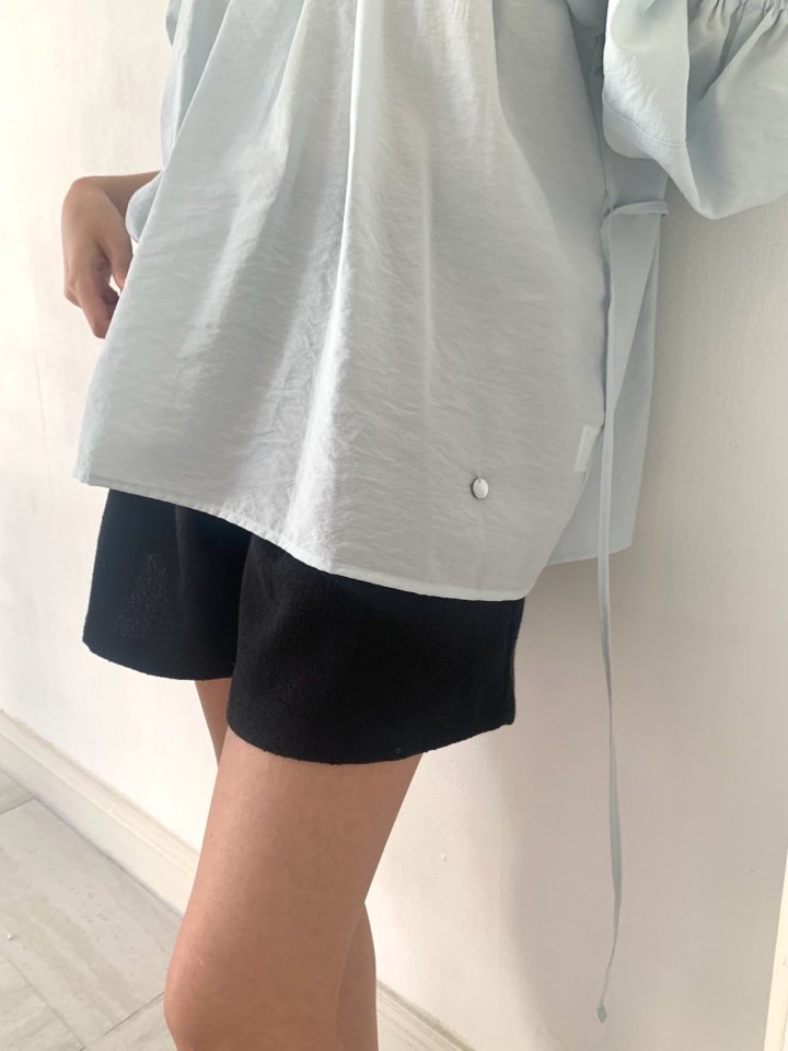 Pomelo - Korean Women Fashion - #womensfashion - Kong Shirring Blouse - 3
