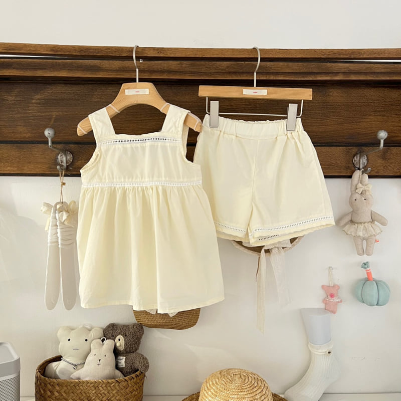Raleelounge - Korean Children Fashion - #kidsstore - Lace Pants - 2