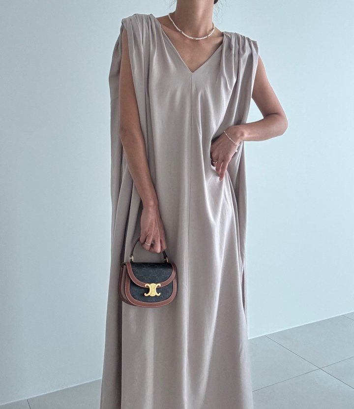 Ripple - Korean Women Fashion - #womensfashion - Month Shirring One-piece