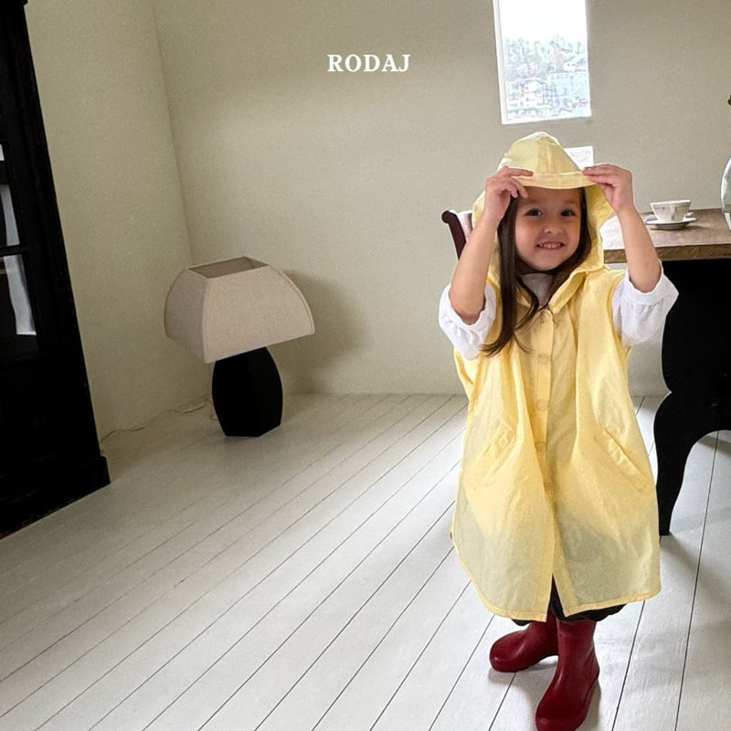 Roda J - Korean Children Fashion - #littlefashionista - Hello Raincoat - 9