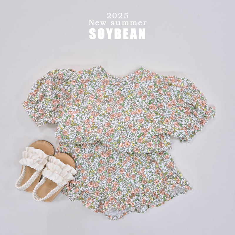 Soybean - Korean Children Fashion - #littlefashionista - Flower Puff Top Bottom Set Set - 3