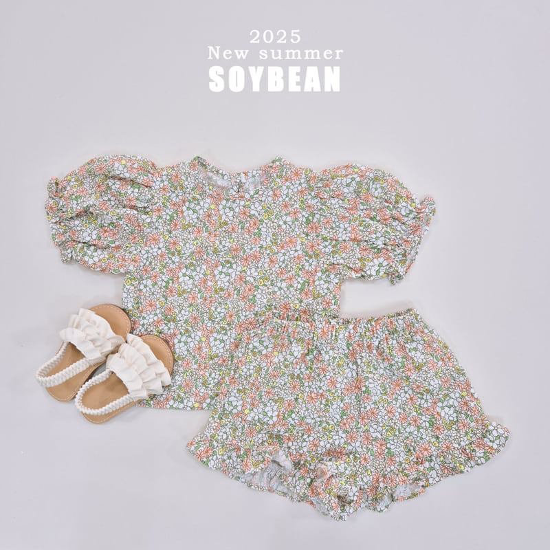Soybean - Korean Children Fashion - #prettylittlegirls - Flower Puff Top Bottom Set Set - 6