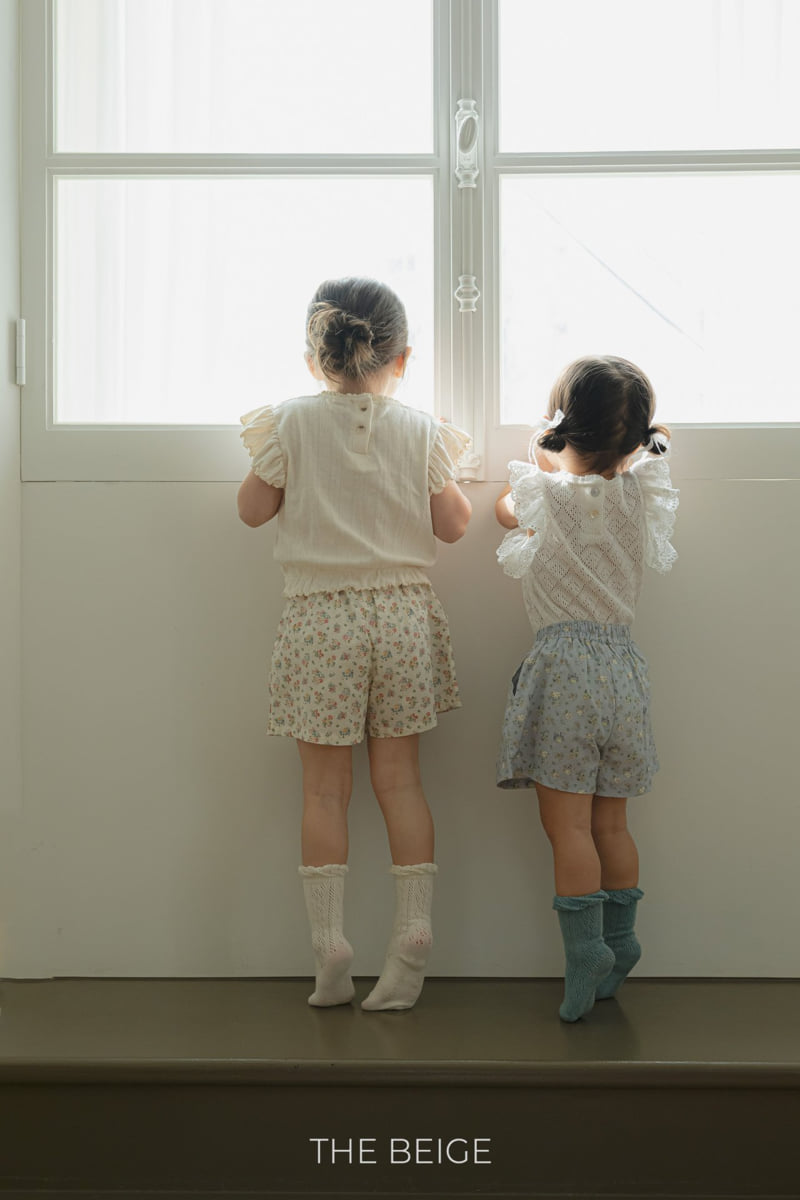 The Beige - Korean Baby Fashion - #babyfashion - Flower Print Pleated Shorts - 8