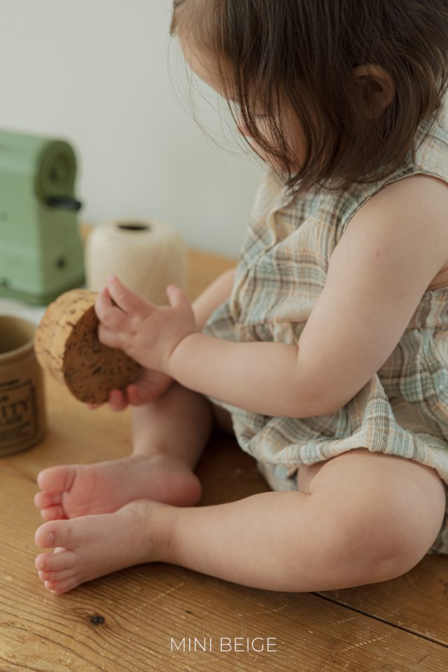 The Beige - Korean Baby Fashion - #onlinebabyshop - Check Pintuck Sleeveless Suit - 6