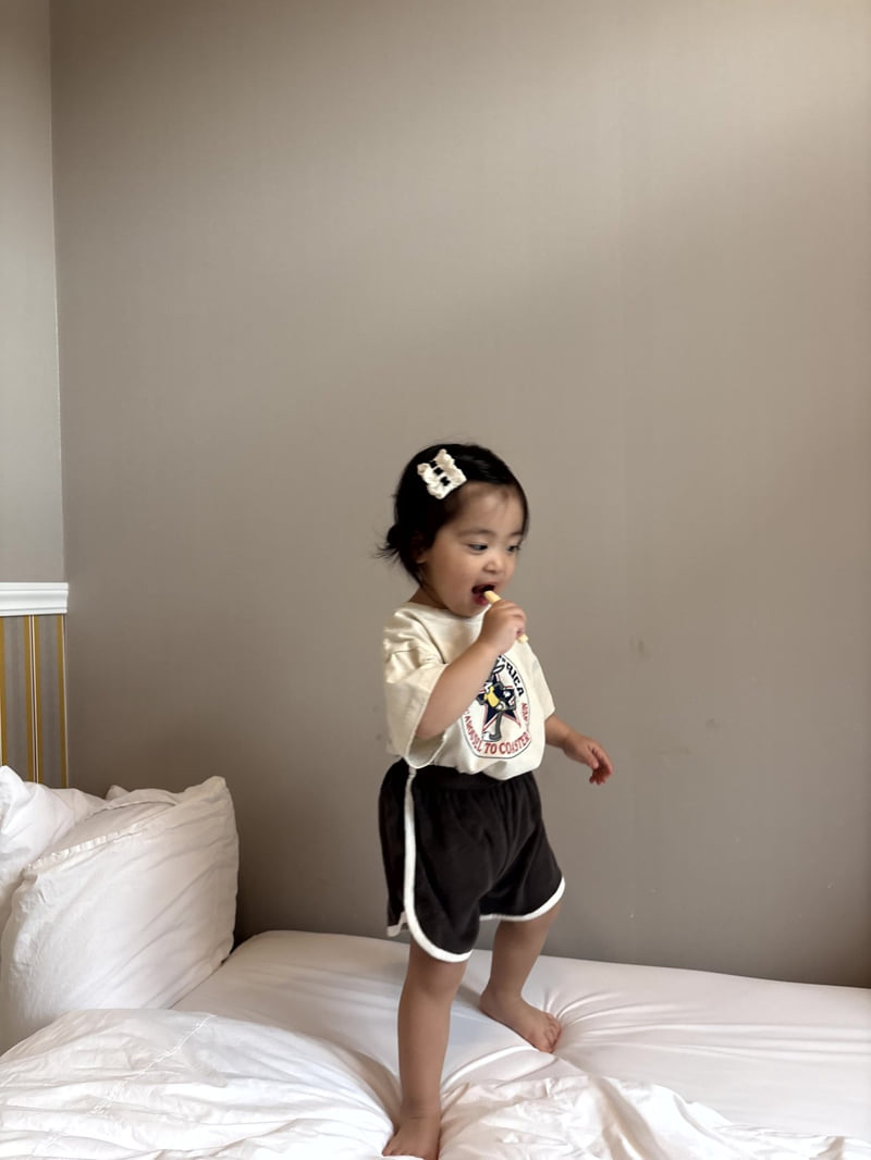 The Pepper - Korean Women Fashion - #restrostyle - Mom American Rabbit Tee - 4