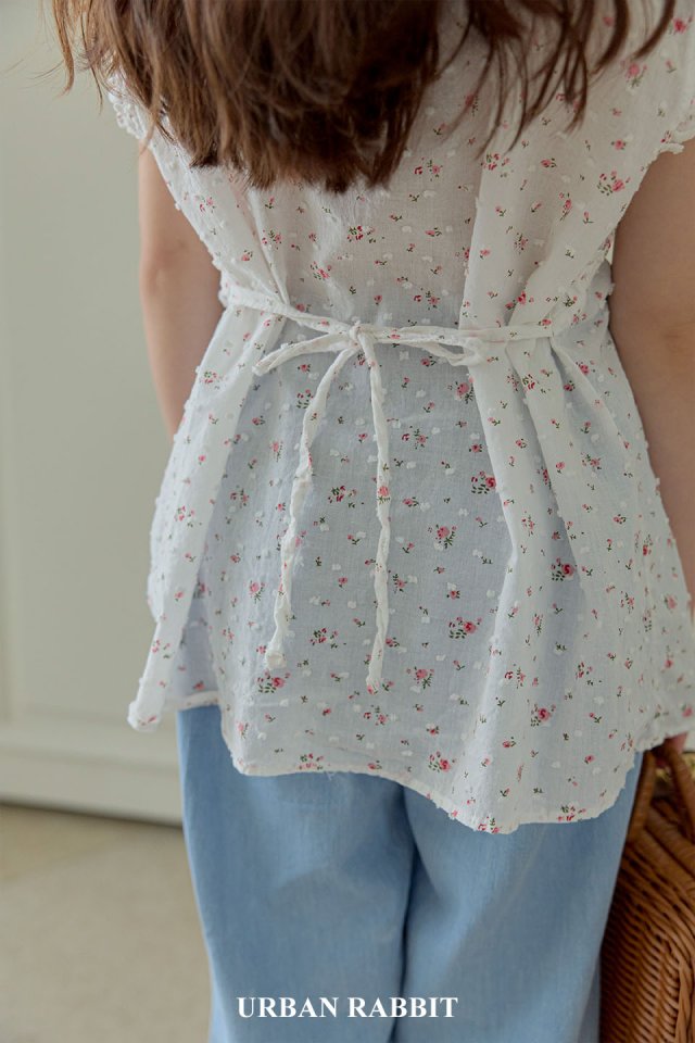 Urban Rabbit - Korean Children Fashion - #kidsstore - Frill Flower Sleeveless Blouse - 7