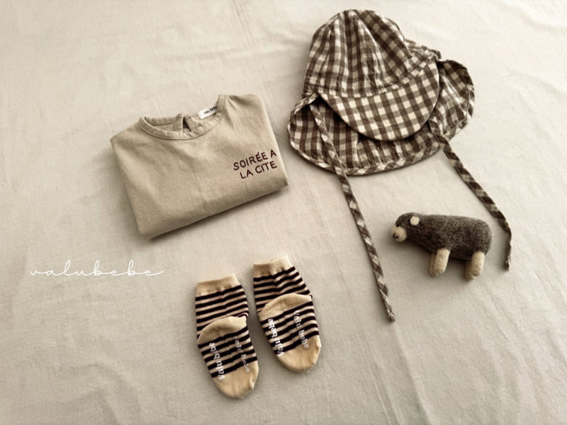 Valu Bebe - Korean Baby Fashion - #onlinebabyshop - Check Flap Cap - 12