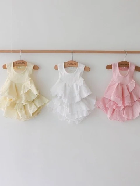 Hula Hula Bib
