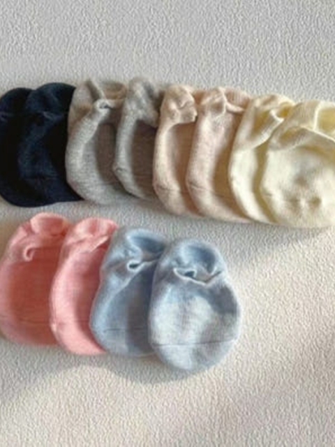 Daily Bebe Cozy Socks