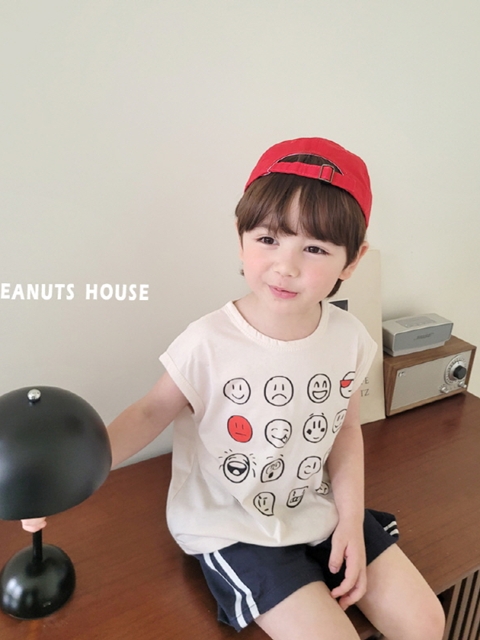 Little Smile Tee