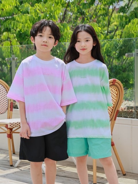 Gradient Stripe Short Sleeve Tee Gradient Stripe Short Sleeve Tee