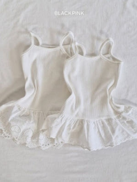 Layered Lace Sleeveless