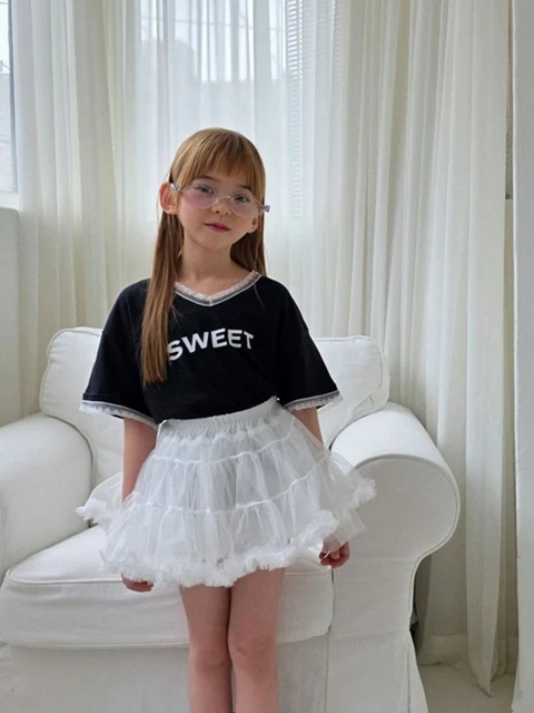 Sweet V-neck Tee