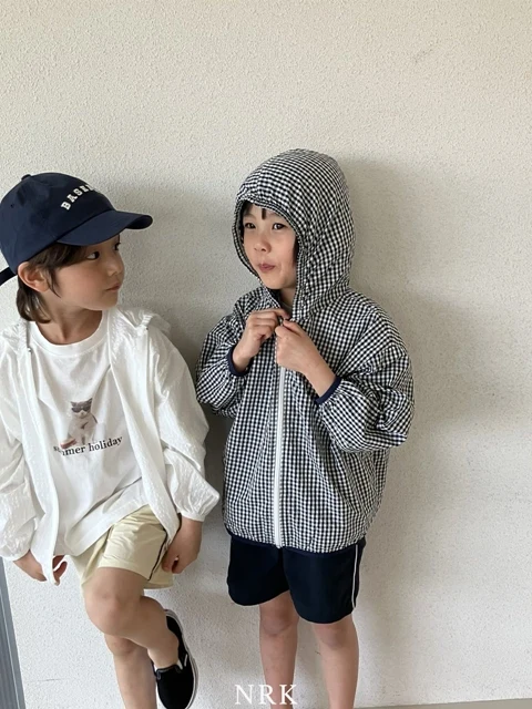 Hooded Windbreaker Hooded Windbreaker