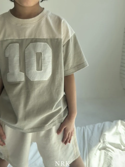 Ten Tee Ten Tee