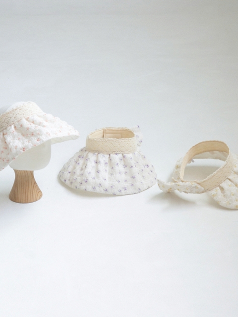 Flower Lace Curved Sun Cap