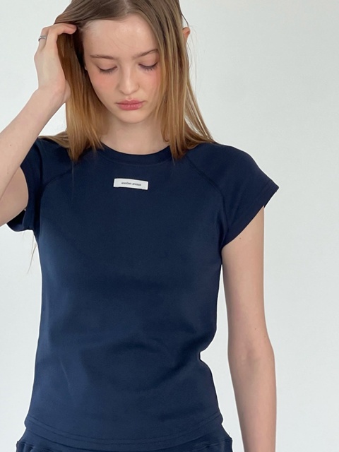 Low Raglan Tee