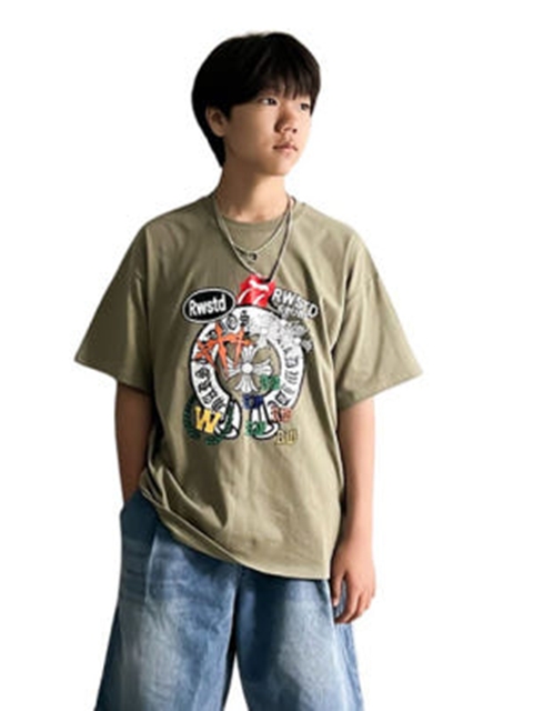 Studio Tee