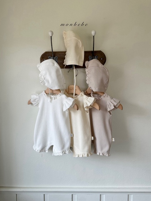 Frill Waffle Suit (with Bonnet)