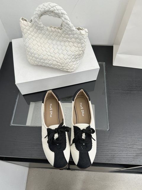 Sneakers Flat Round