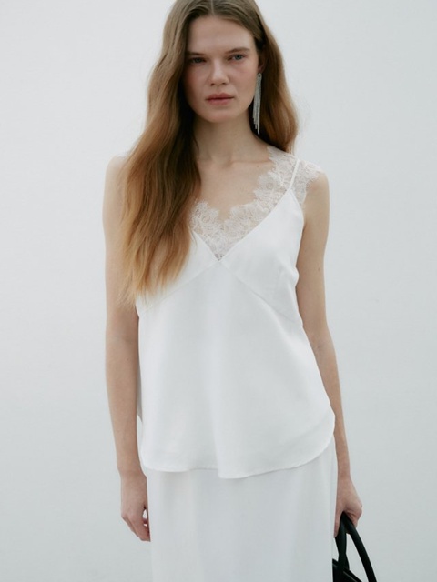 M-Lace Slip Sleeveless