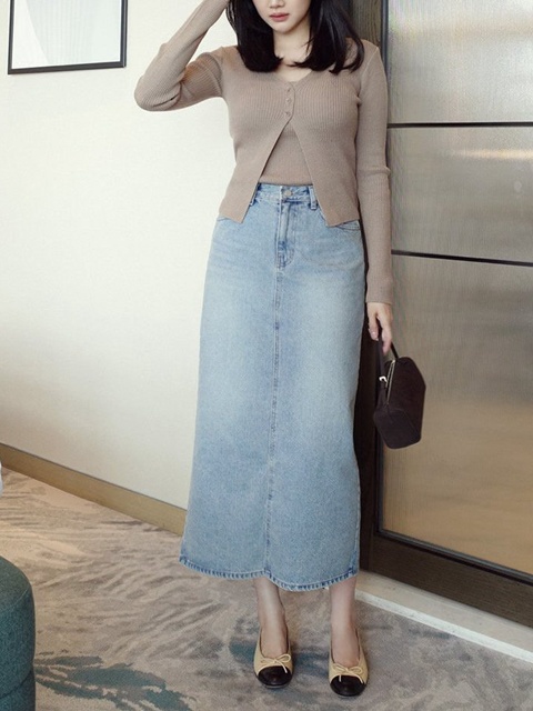 Ayla Back Slit Denim Skirt Ayla Back Slit Denim Skirt
