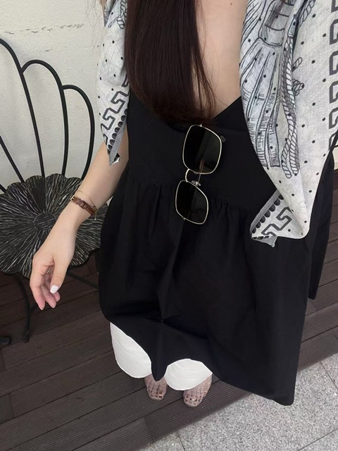 Shirring V Neck Layered Blouse Shirring V Neck Layered Blouse