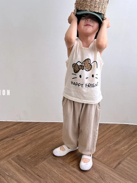 Kitty Sleeveless Tee