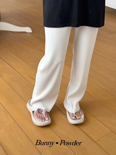 Daily Pants (with Mom)