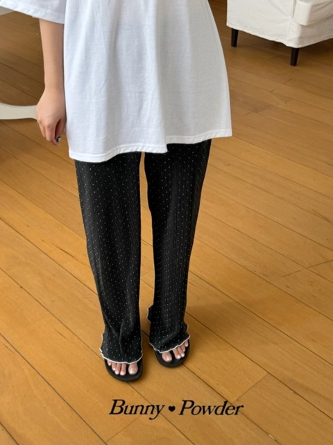 Aesoon Pants (with Mom)