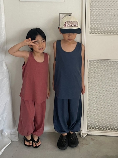 Blueberry Sleeveless