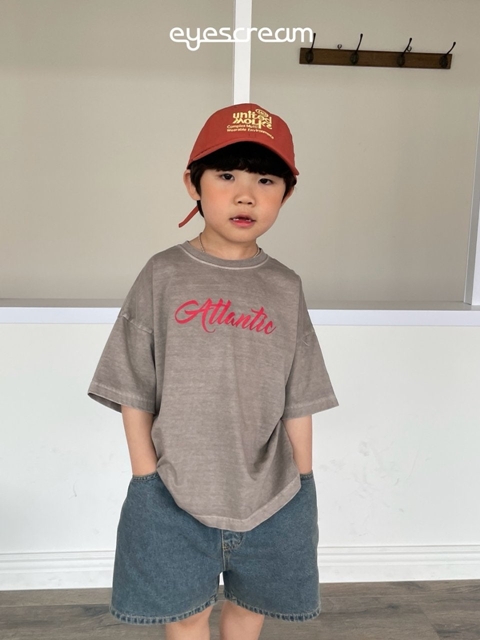 Atlantis Pig Tee