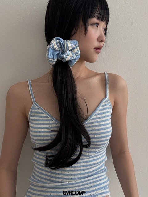 BB Eyelet Sleeveless