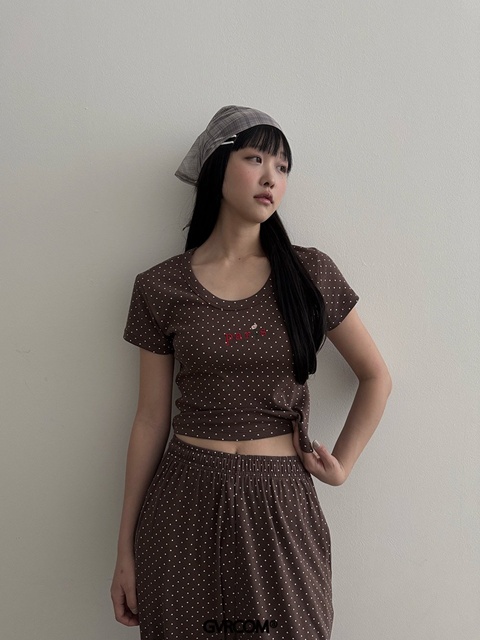 Fontney U-Neck Tee