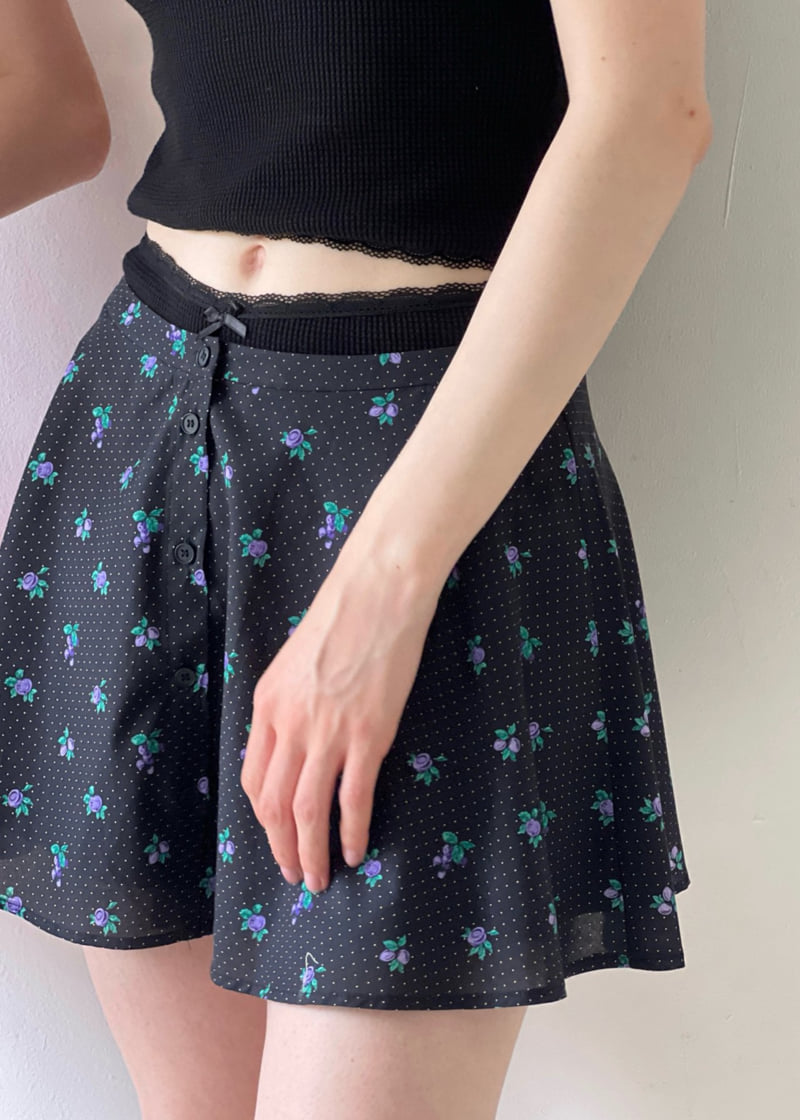 Another Avenue - Korean Women Fashion - #momslook - Flower Button Skirt - 12
