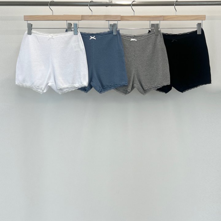 Another Avenue - Korean Women Fashion - #romanticstyle - Croffle Short Pants