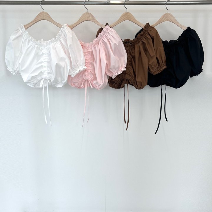 Another Avenue - Korean Women Fashion - #womensfashion - Cropped Tunnel Blouse