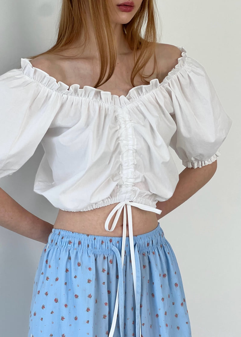 Another Avenue - Korean Women Fashion - #womensfashion - Cropped Tunnel Blouse - 5