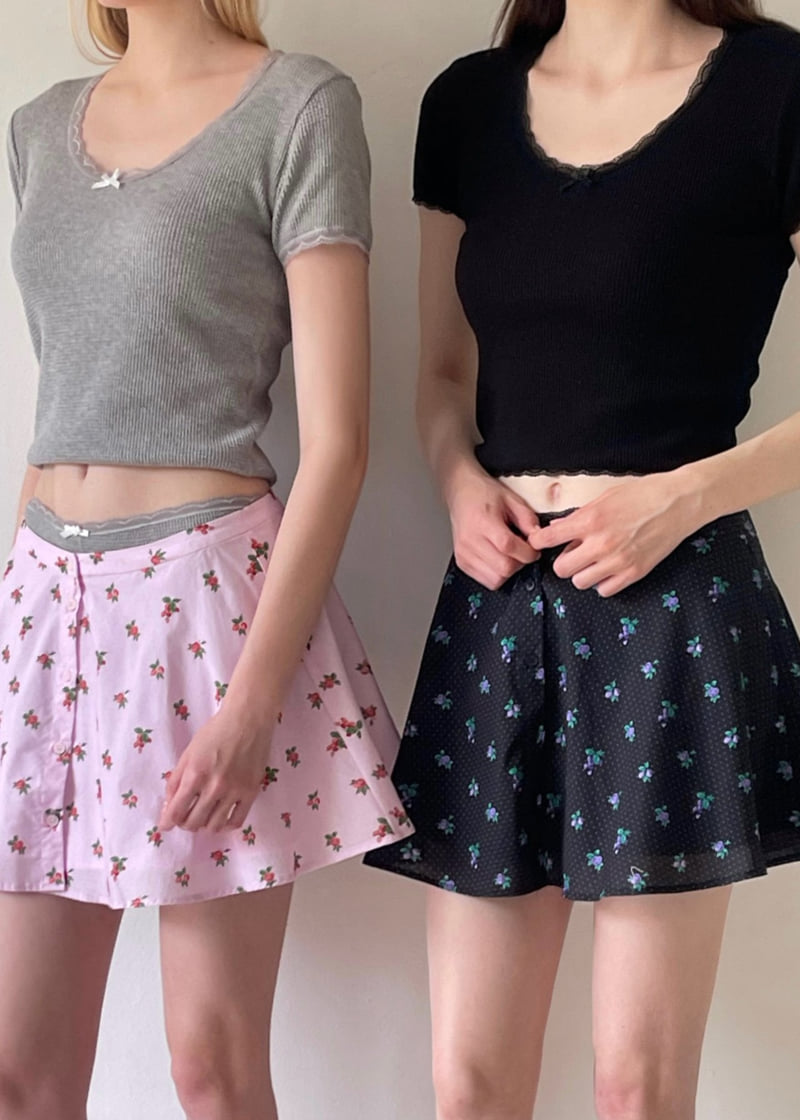 Another Avenue - Korean Women Fashion - #womensfashion - Flower Button Skirt - 9